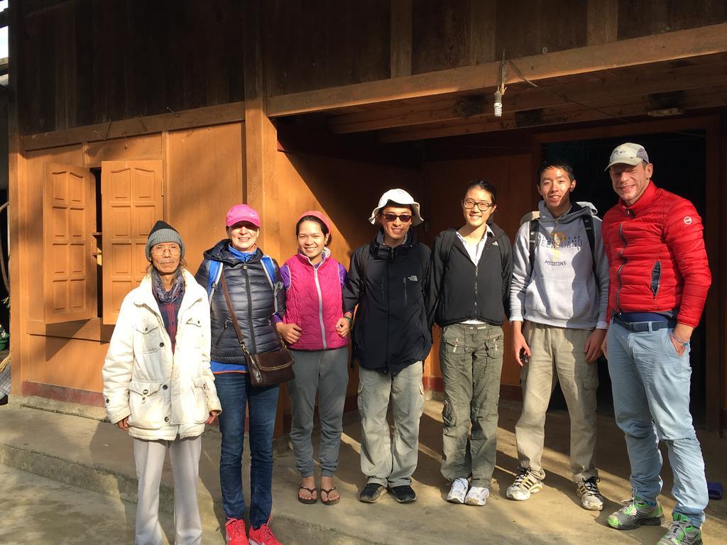 Cau May Homestay サパ エクステリア 写真